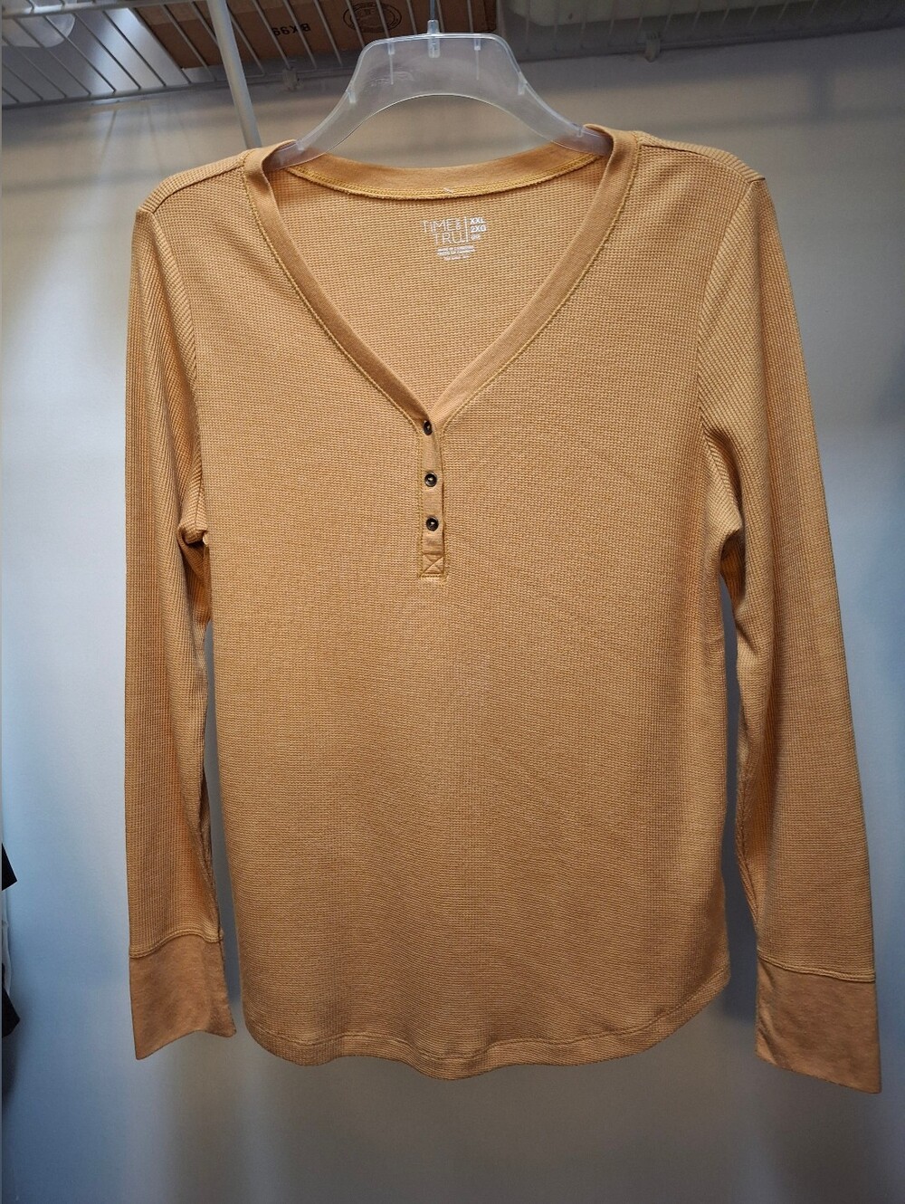 Time and Tru Long-Sleeve Henley Top in Camel Tan, 2XL, New No Tags